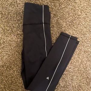 IVL Collective Black and White leggings 🤍🖤🤍